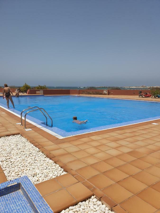 Marfolin 11 Beach Front Apartment With Sea Views From Every Room El Cotillo  Экстерьер фото